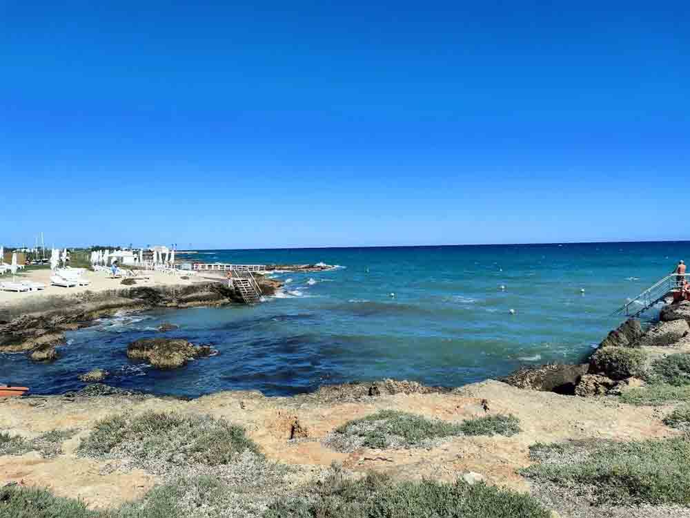 Discover Puglia in style: tailor-made luxury car rental trips to Borgo Egnazia and other 5-star hotels