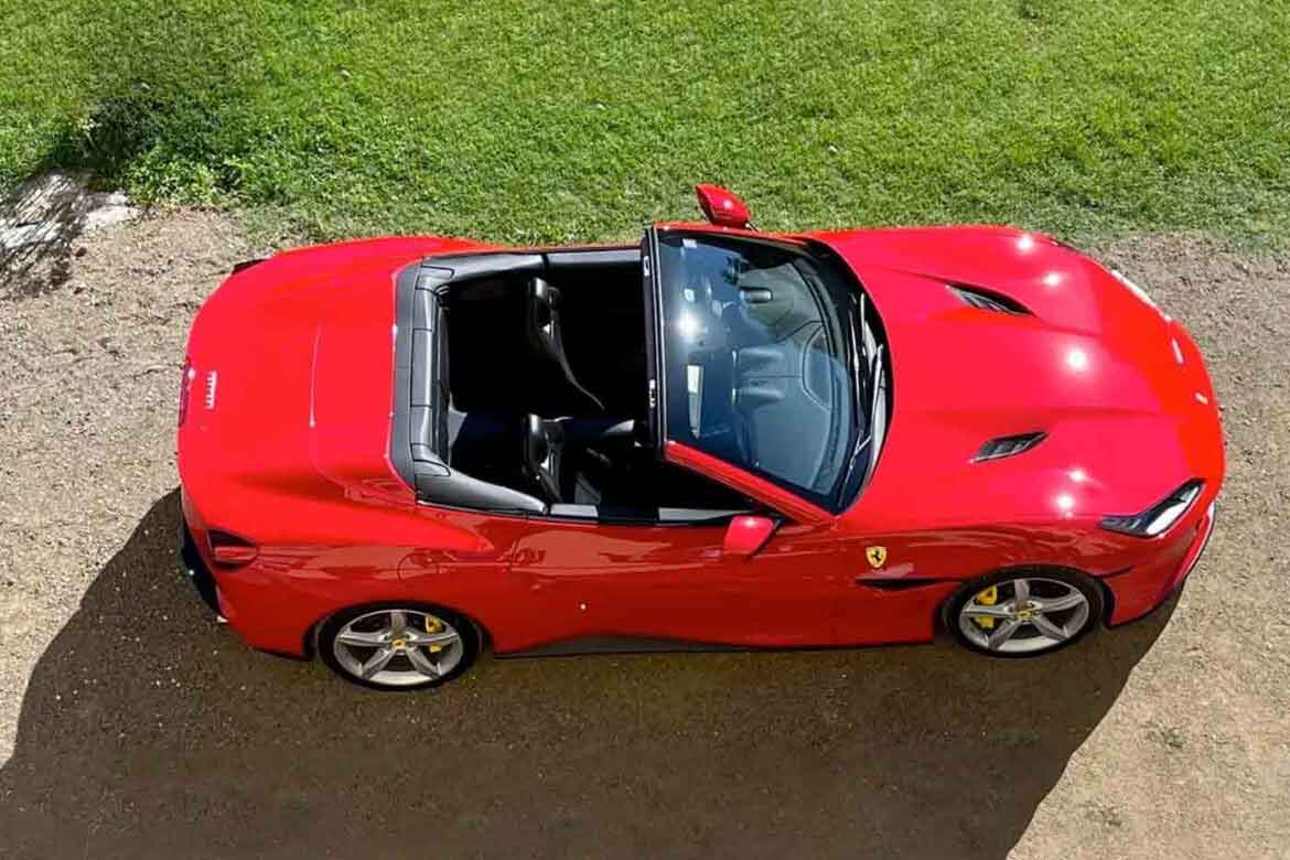 Rent Ferrari Portofino M