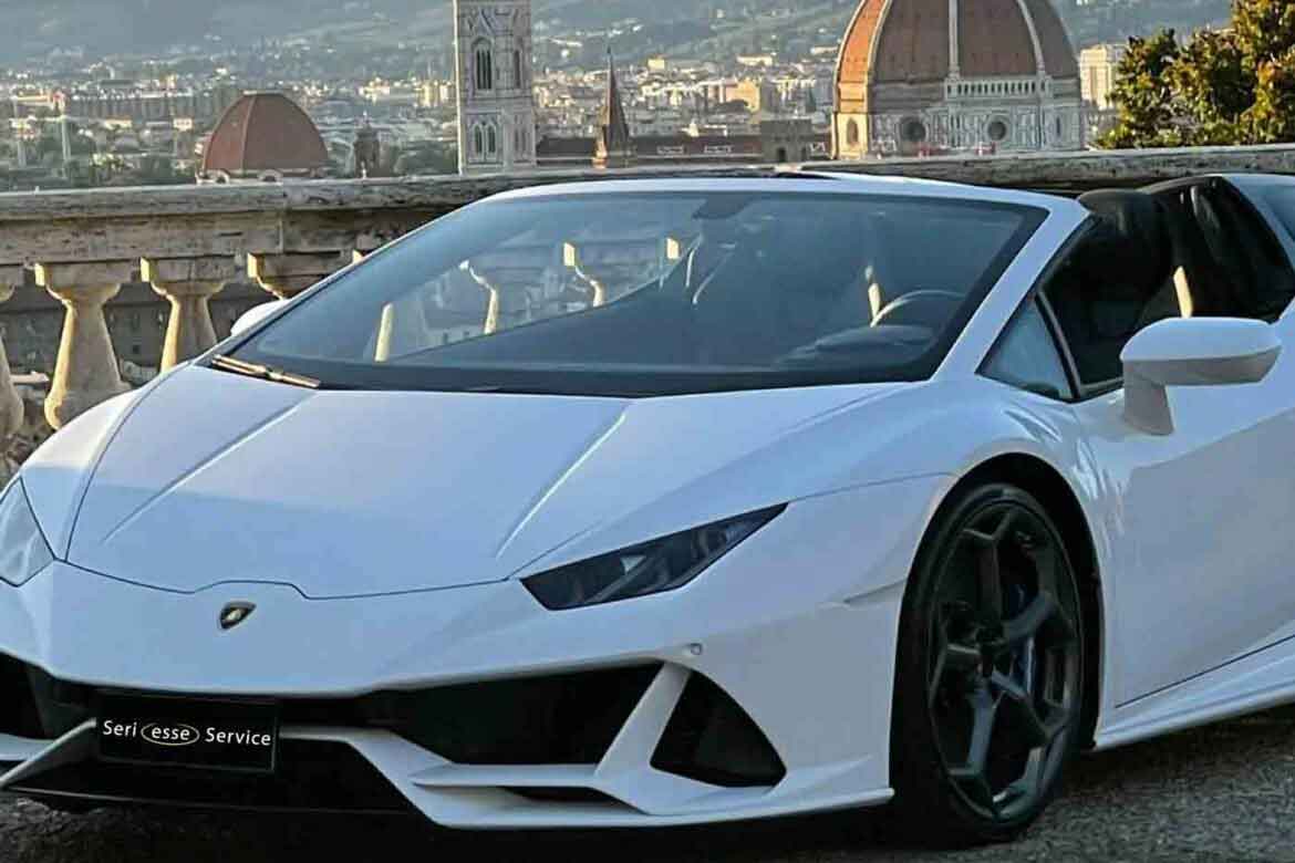 Rent Lamborghini Huracan Evo