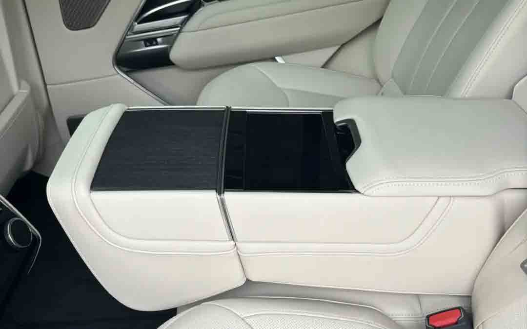 Range Rover Autobiography