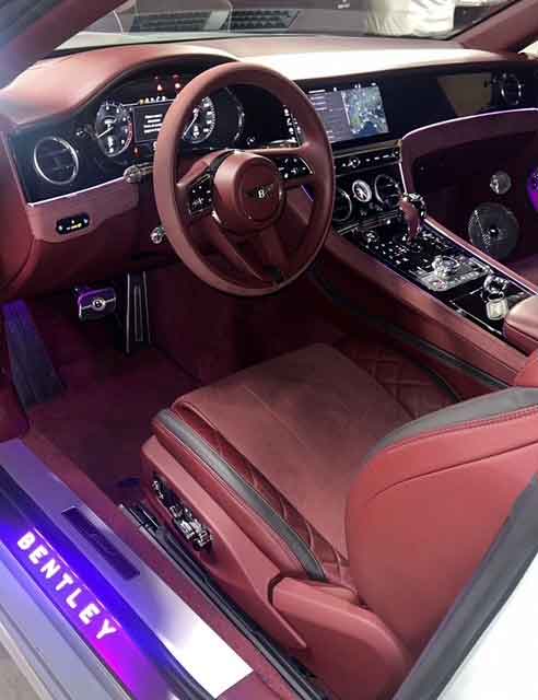 bentley interni cruscotto
